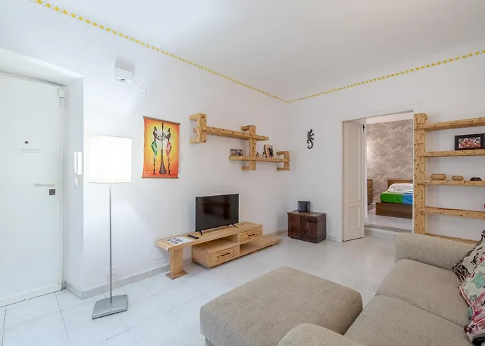 Guesthost - Getaway! Mm Principe Roomy Flat Genua